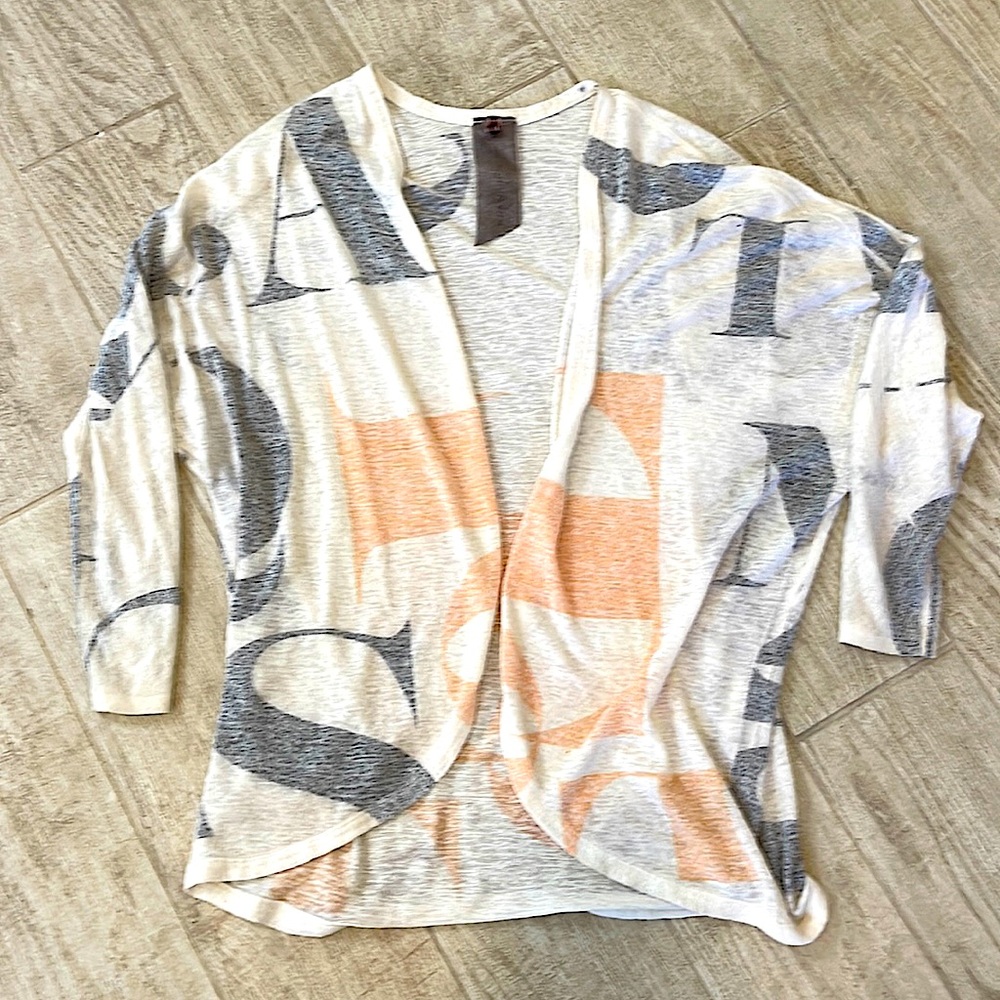 *lightweight* cardigan.🥳3 FOR $15🌟🌟